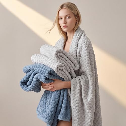 REDKISS 4 Pack Gray Blue Bath Towels - Image 3