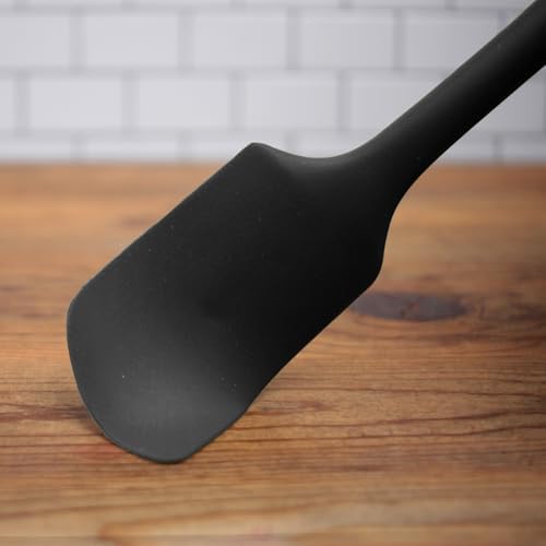 RSVP International Ela's Favorite Silicone Spatula, Flip Eggs, Ice Cakes - Image 2