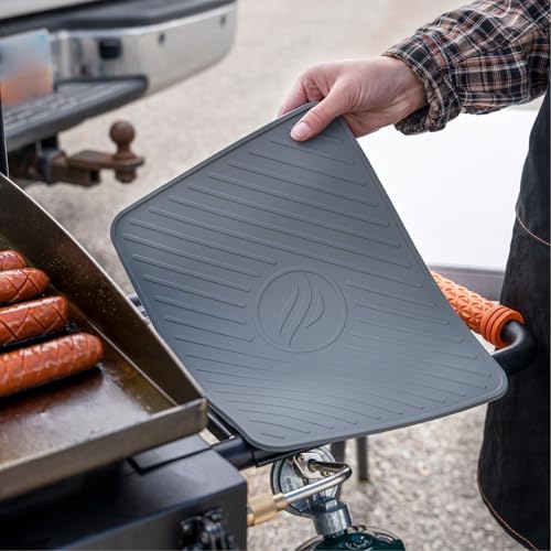 Blackstone® Silicone Large Griddle Spatula Mat - Image 4